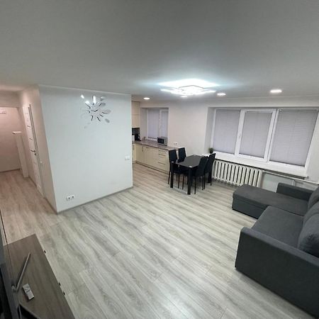 Butas Miesto Centre Apartment Panevezys Ngoại thất bức ảnh